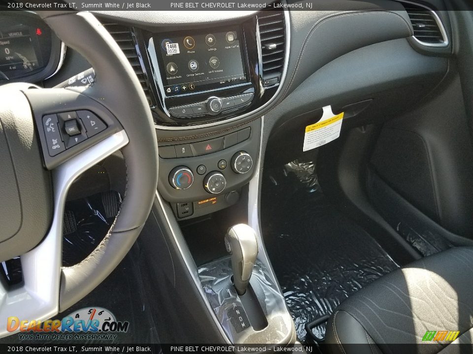 2018 Chevrolet Trax LT Summit White / Jet Black Photo #10