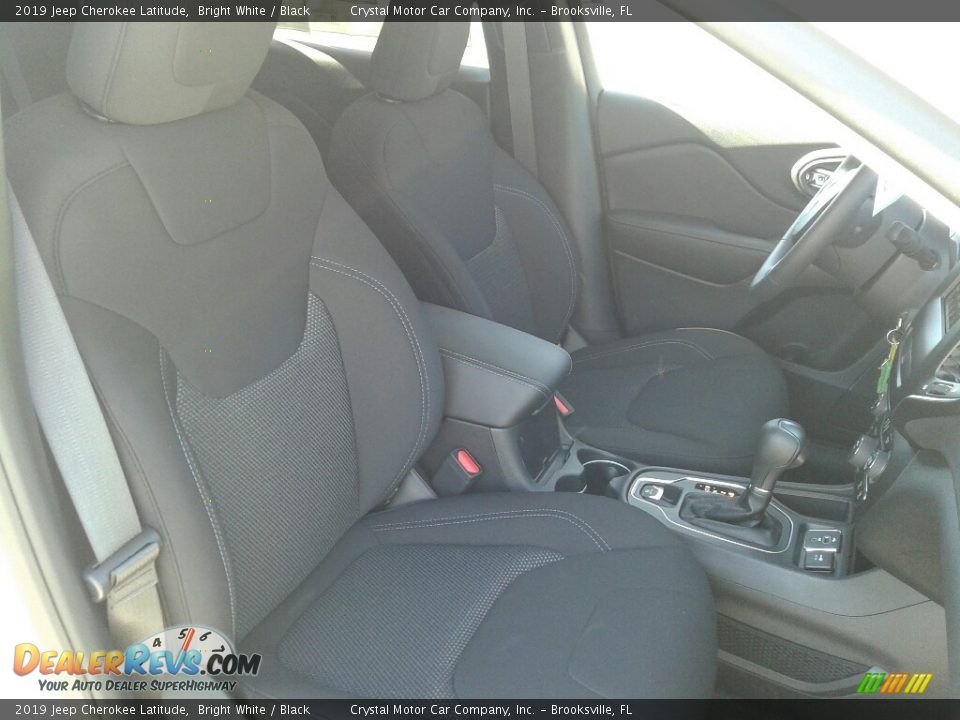 2019 Jeep Cherokee Latitude Bright White / Black Photo #12