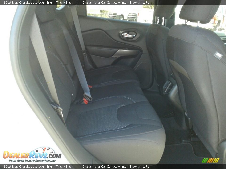 2019 Jeep Cherokee Latitude Bright White / Black Photo #11