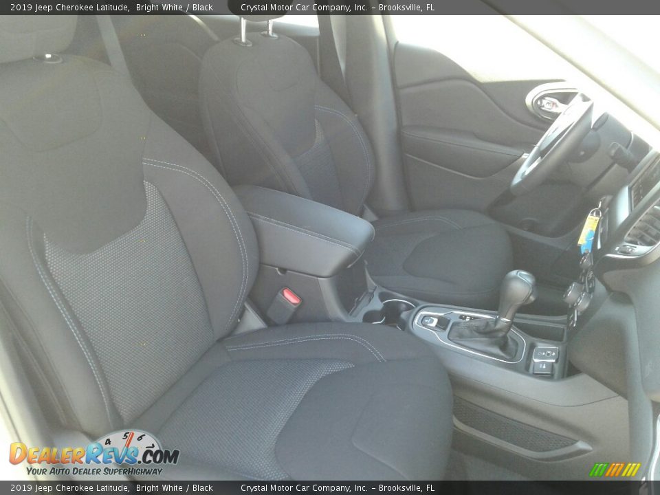 2019 Jeep Cherokee Latitude Bright White / Black Photo #12