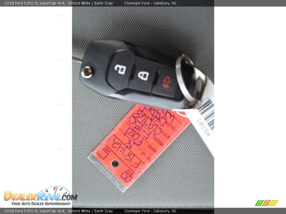 2018 Ford F150 XL SuperCab 4x4 Oxford White / Earth Gray Photo #16