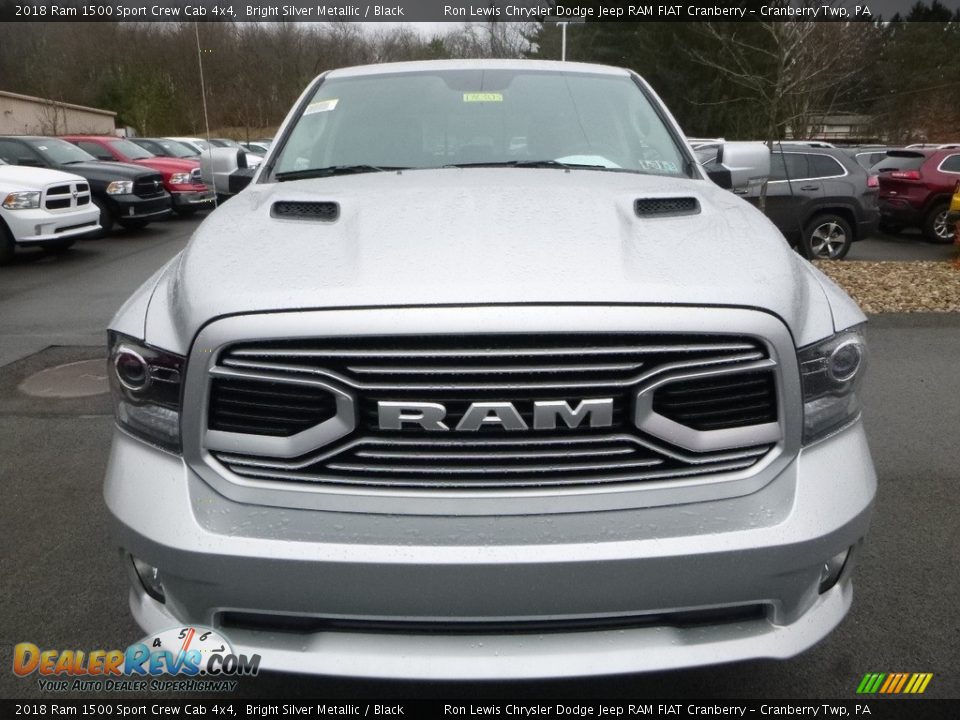 2018 Ram 1500 Sport Crew Cab 4x4 Bright Silver Metallic / Black Photo #8