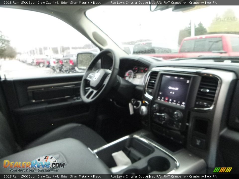 2018 Ram 1500 Sport Crew Cab 4x4 Bright Silver Metallic / Black Photo #11