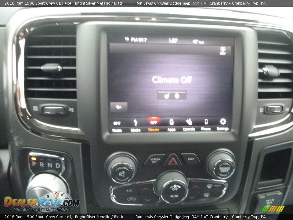 2018 Ram 1500 Sport Crew Cab 4x4 Bright Silver Metallic / Black Photo #17