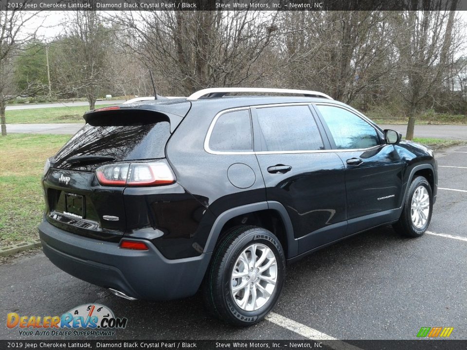 2019 Jeep Cherokee Latitude Diamond Black Crystal Pearl / Black Photo #6