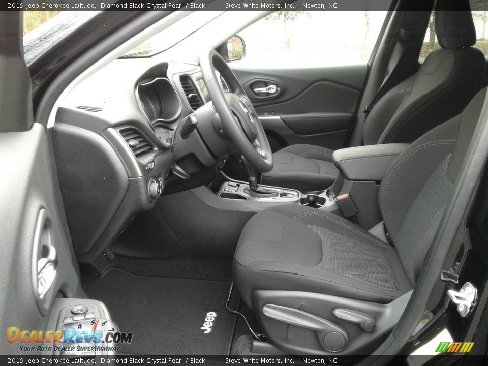 Black Interior - 2019 Jeep Cherokee Latitude Photo #10