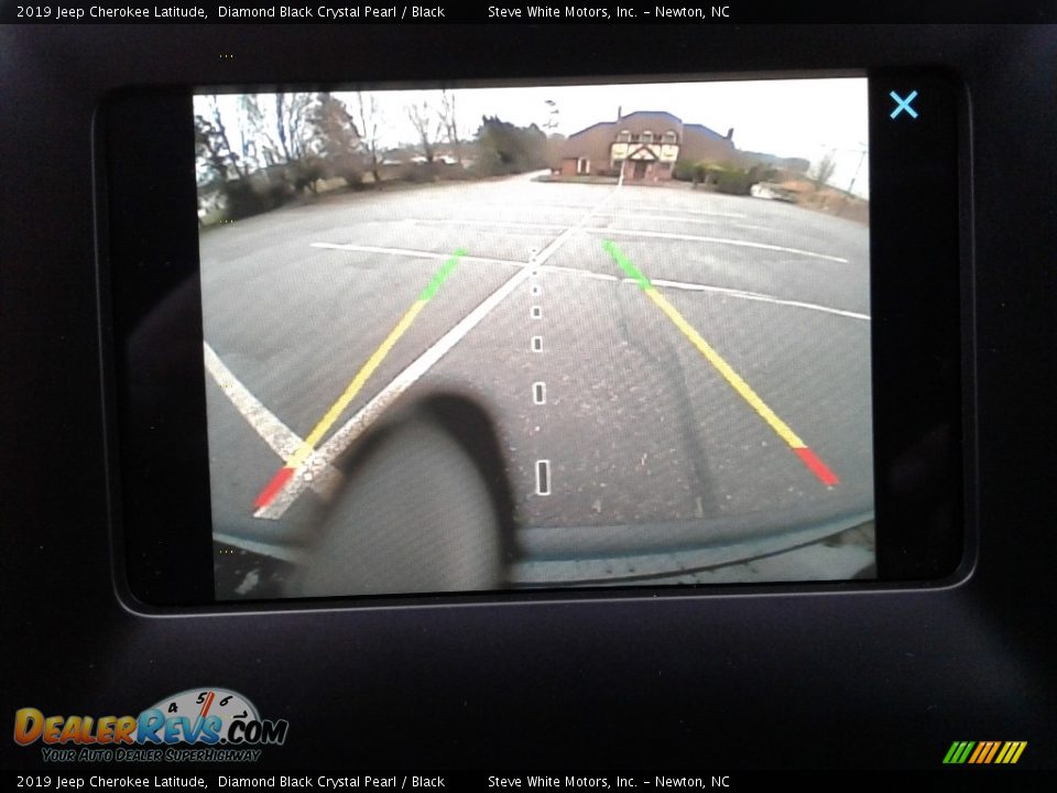2019 Jeep Cherokee Latitude Diamond Black Crystal Pearl / Black Photo #22