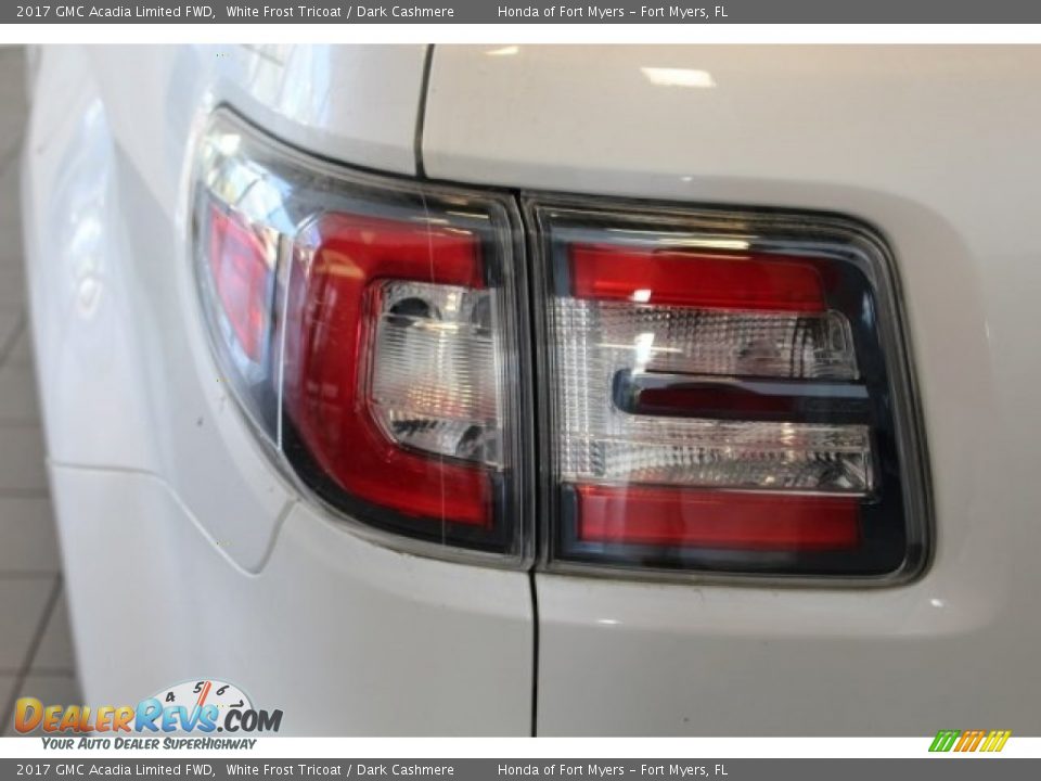 2017 GMC Acadia Limited FWD White Frost Tricoat / Dark Cashmere Photo #10