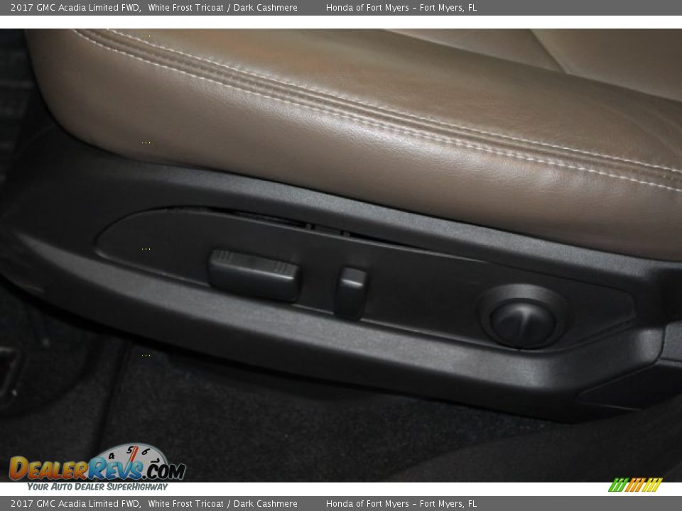 2017 GMC Acadia Limited FWD White Frost Tricoat / Dark Cashmere Photo #19