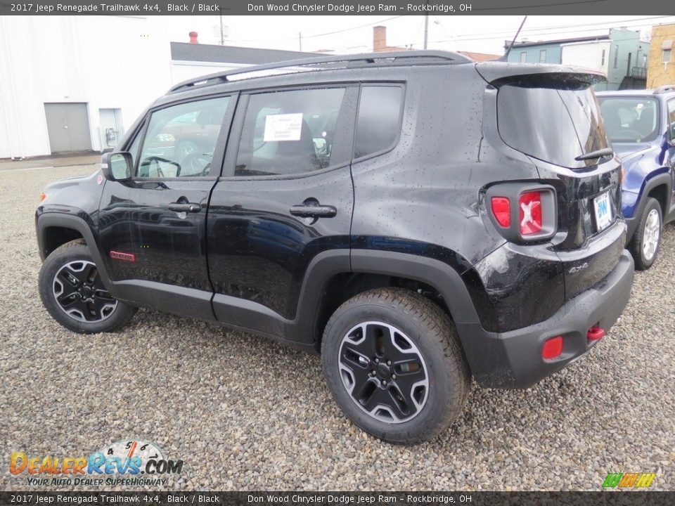 2017 Jeep Renegade Trailhawk 4x4 Black / Black Photo #9