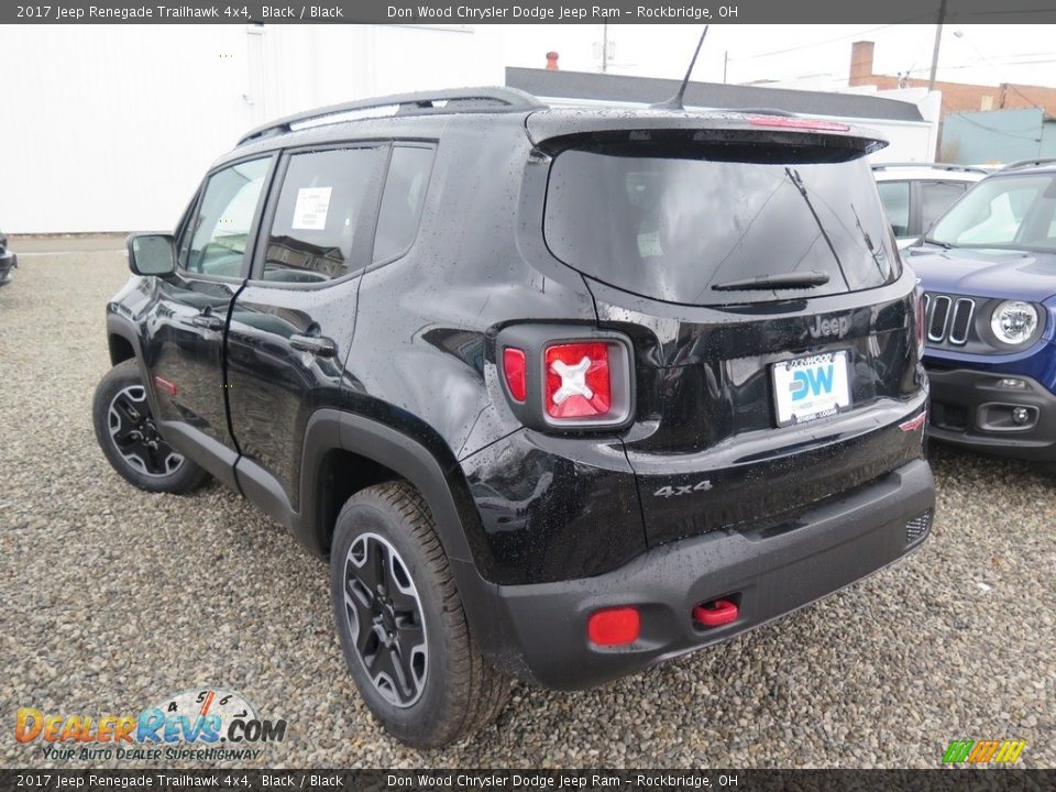 2017 Jeep Renegade Trailhawk 4x4 Black / Black Photo #10
