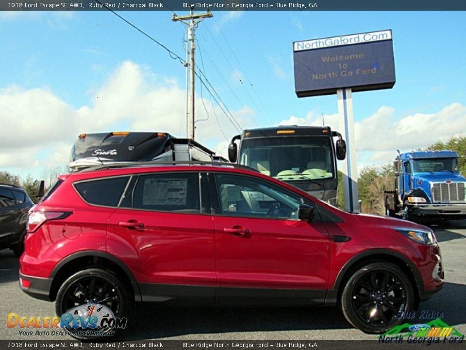 2018 Ford Escape SE 4WD Ruby Red / Charcoal Black Photo #6