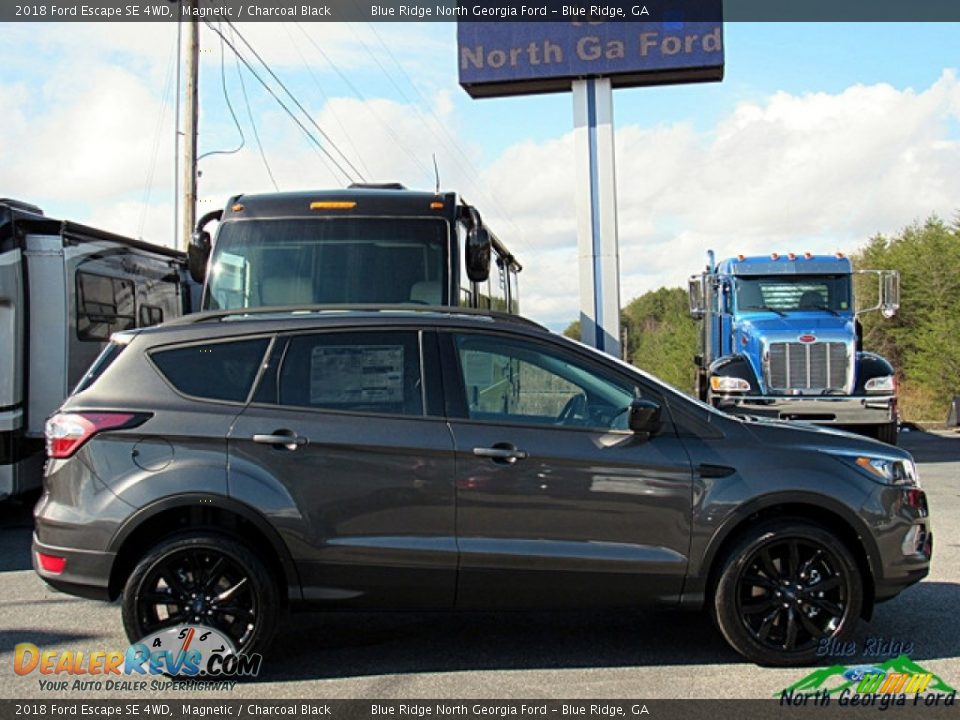 2018 Ford Escape SE 4WD Magnetic / Charcoal Black Photo #6