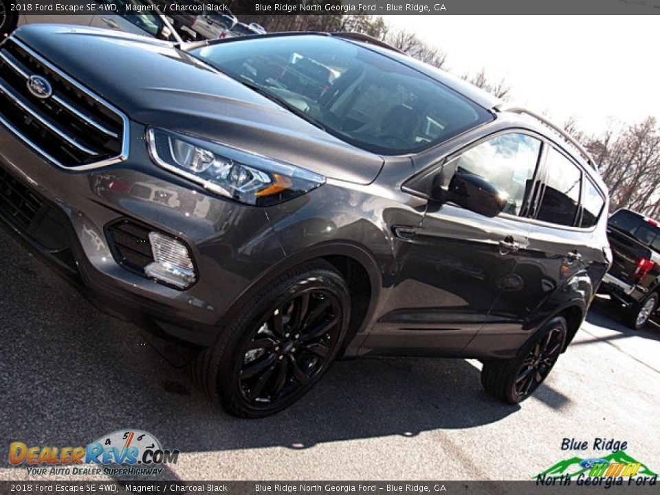 2018 Ford Escape SE 4WD Magnetic / Charcoal Black Photo #30