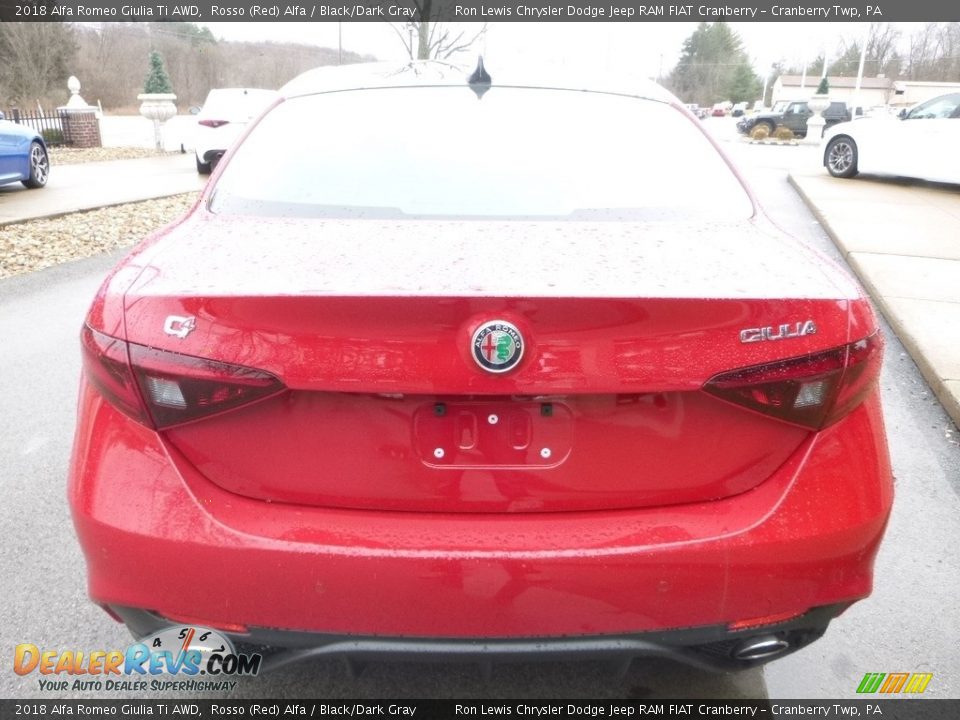 2018 Alfa Romeo Giulia Ti AWD Rosso (Red) Alfa / Black/Dark Gray Photo #6