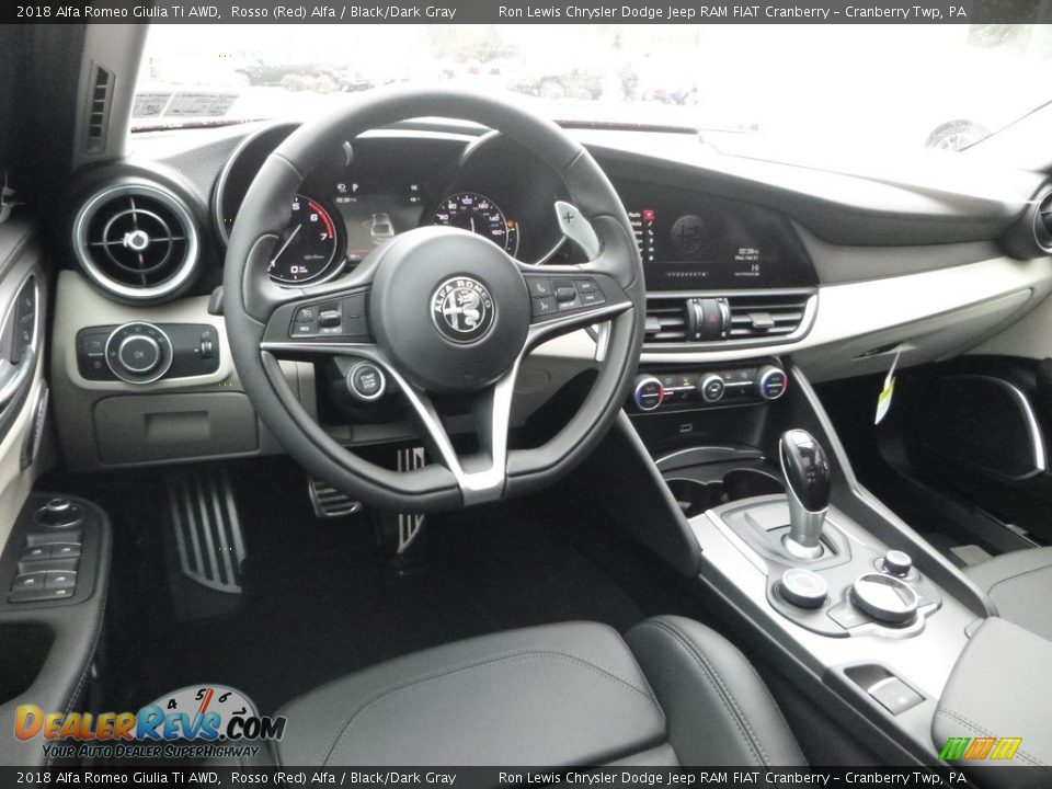 2018 Alfa Romeo Giulia Ti AWD Rosso (Red) Alfa / Black/Dark Gray Photo #18