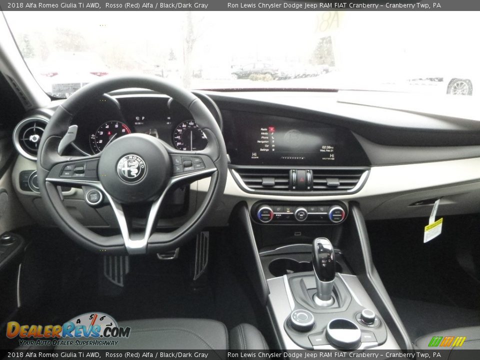 2018 Alfa Romeo Giulia Ti AWD Rosso (Red) Alfa / Black/Dark Gray Photo #19