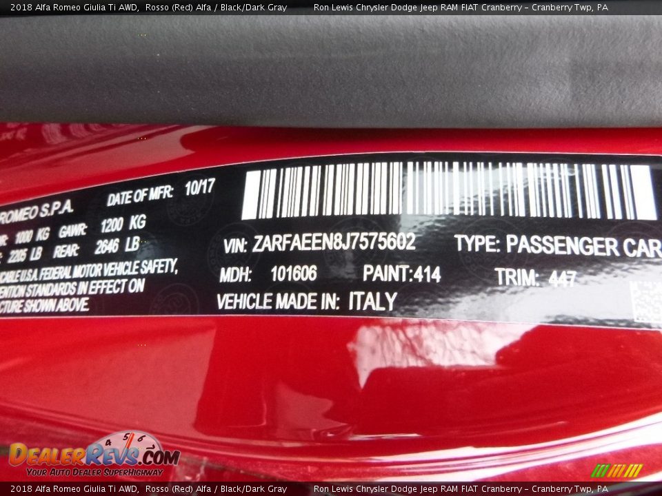 2018 Alfa Romeo Giulia Ti AWD Rosso (Red) Alfa / Black/Dark Gray Photo #22