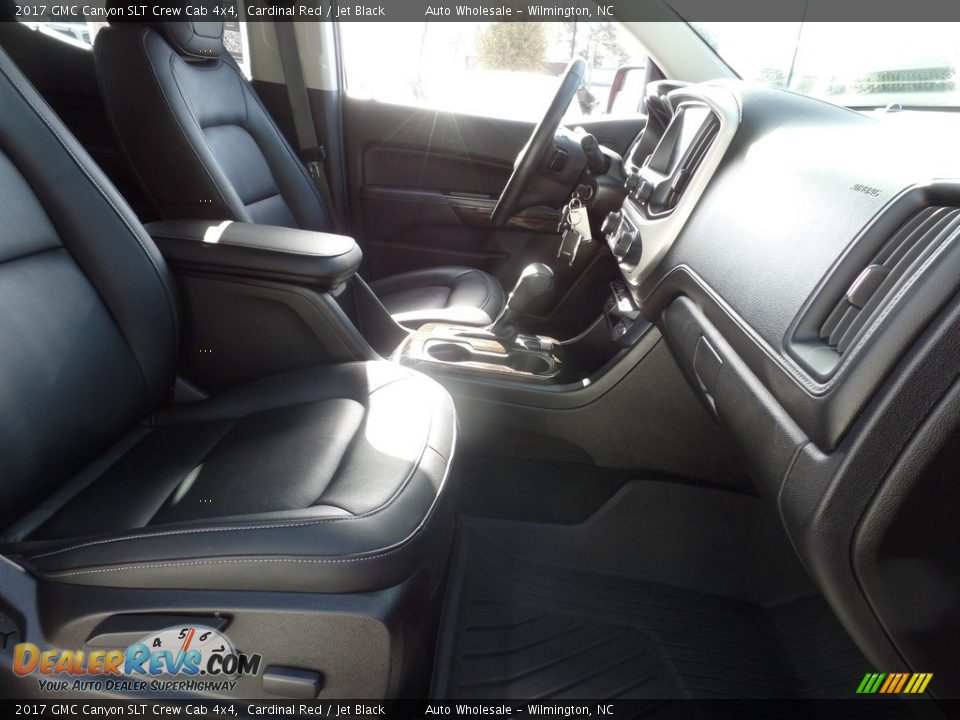 2017 GMC Canyon SLT Crew Cab 4x4 Cardinal Red / Jet Black Photo #13