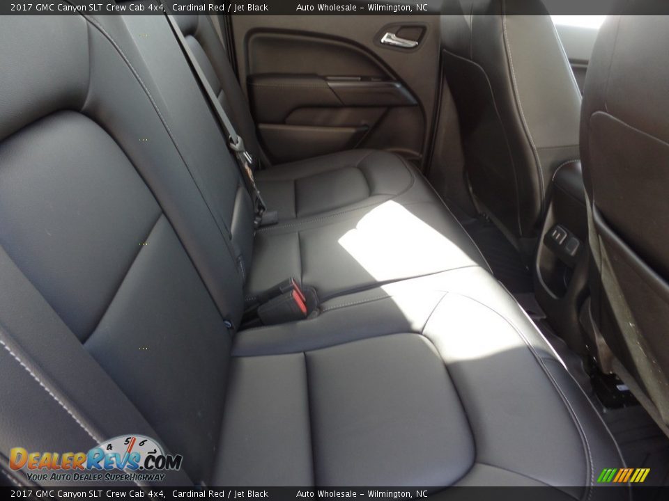 2017 GMC Canyon SLT Crew Cab 4x4 Cardinal Red / Jet Black Photo #14