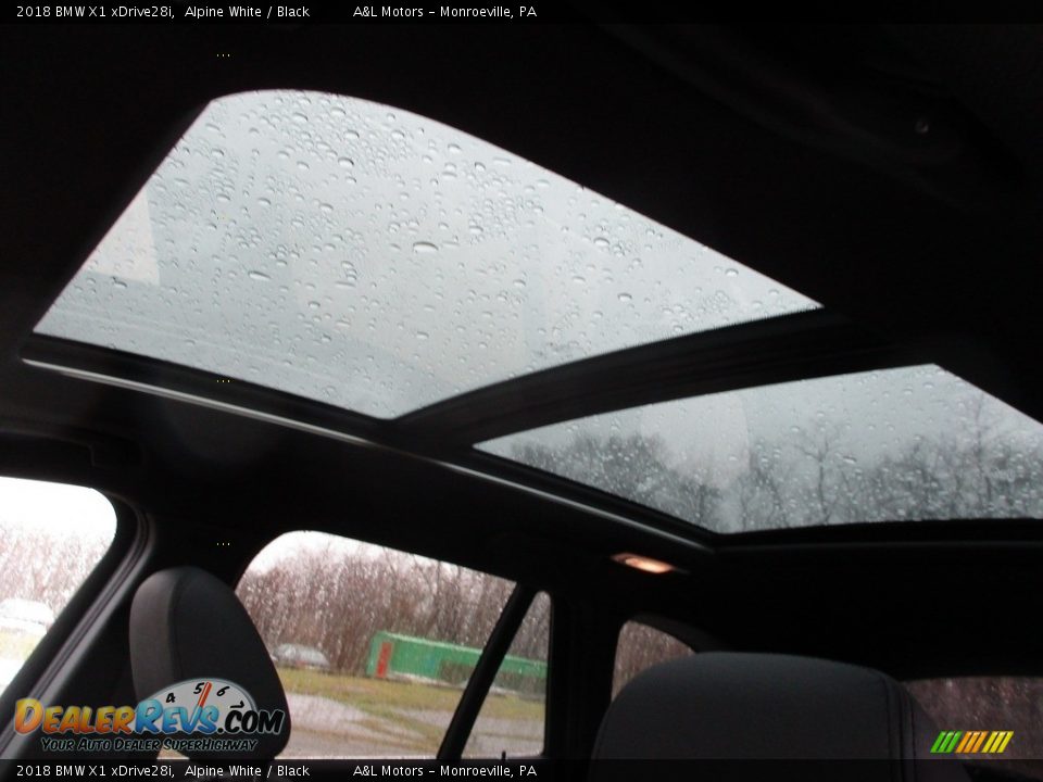 2018 BMW X1 xDrive28i Alpine White / Black Photo #13