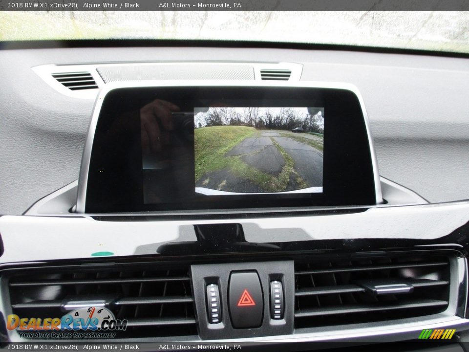 2018 BMW X1 xDrive28i Alpine White / Black Photo #18