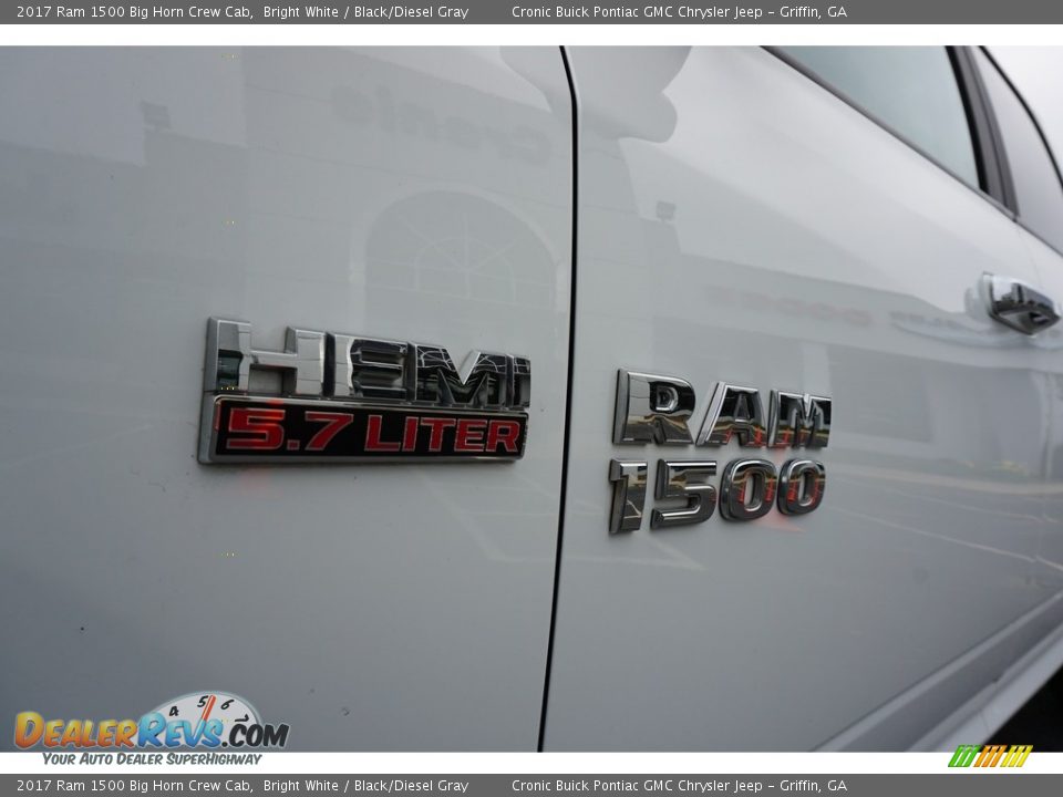2017 Ram 1500 Big Horn Crew Cab Bright White / Black/Diesel Gray Photo #21