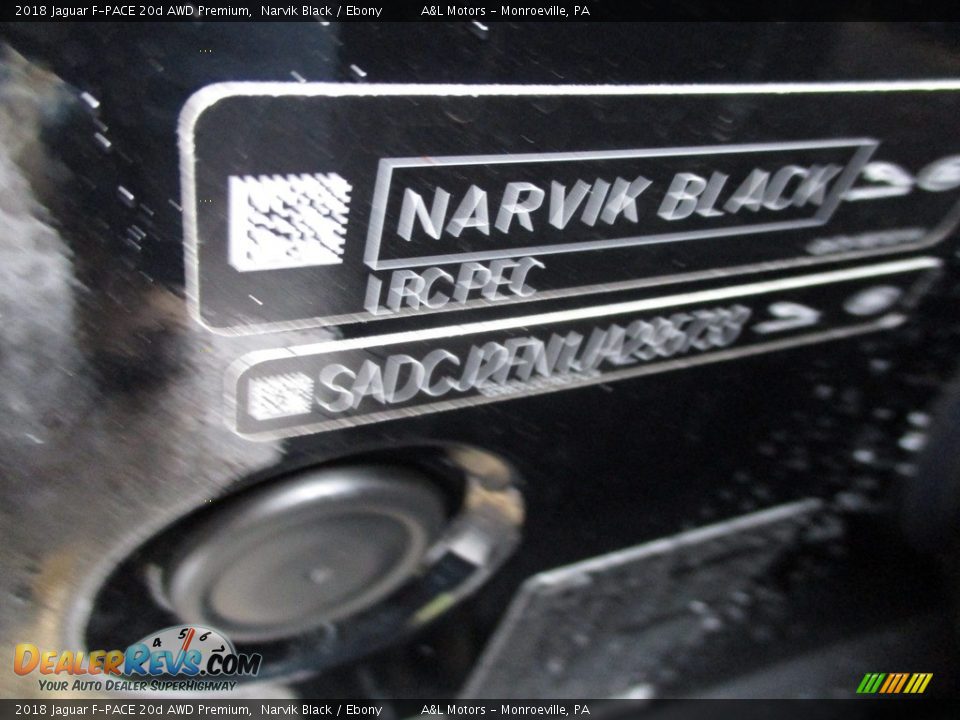 2018 Jaguar F-PACE 20d AWD Premium Narvik Black / Ebony Photo #19
