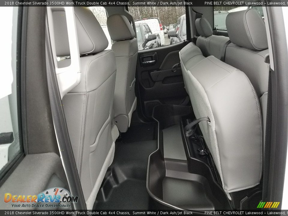 2018 Chevrolet Silverado 3500HD Work Truck Double Cab 4x4 Chassis Summit White / Dark Ash/Jet Black Photo #6