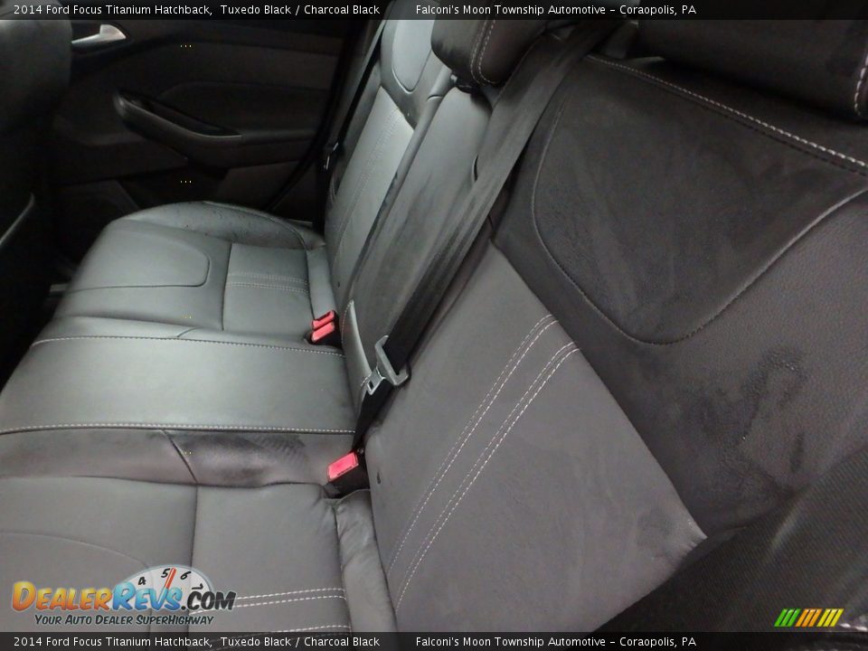 2014 Ford Focus Titanium Hatchback Tuxedo Black / Charcoal Black Photo #16