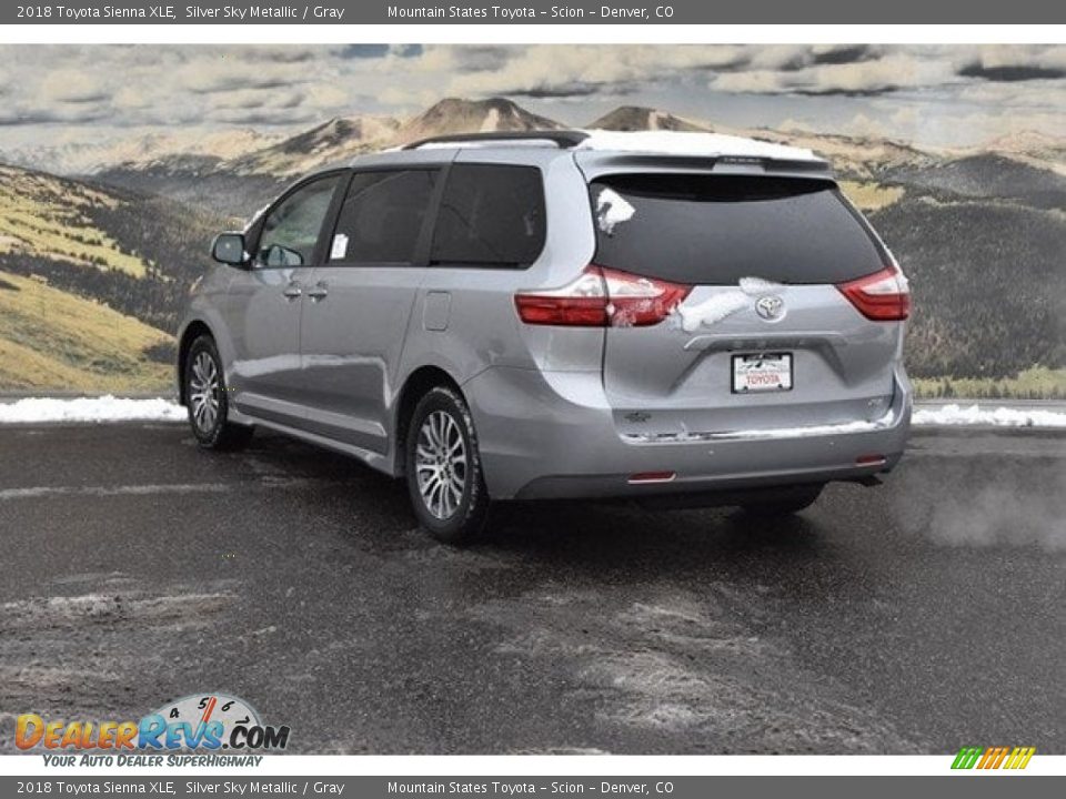 2018 Toyota Sienna XLE Silver Sky Metallic / Gray Photo #3
