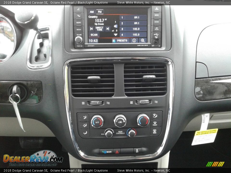 2018 Dodge Grand Caravan SE Octane Red Pearl / Black/Light Graystone Photo #22