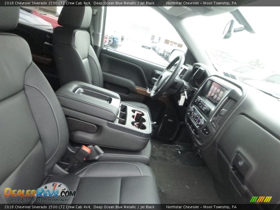 2018 Chevrolet Silverado 1500 LTZ Crew Cab 4x4 Deep Ocean Blue Metallic / Jet Black Photo #10