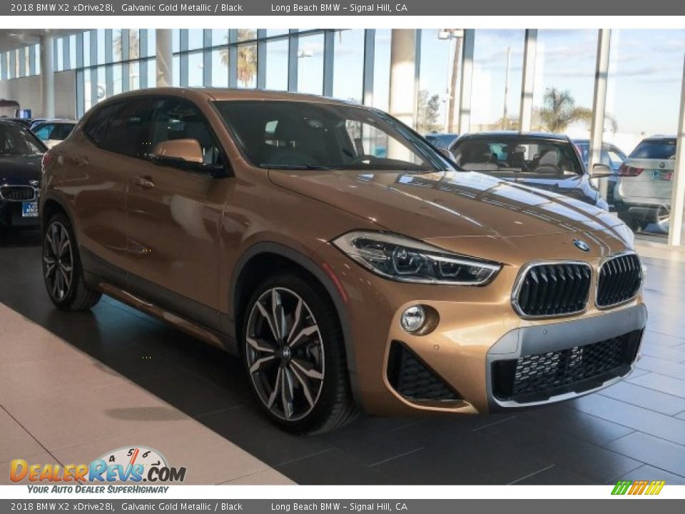 Front 3/4 View of 2018 BMW X2 xDrive28i Photo #12