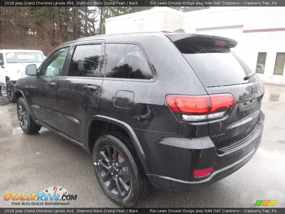 2018 Jeep Grand Cherokee Laredo 4x4 Diamond Black Crystal Pearl / Black Photo #3
