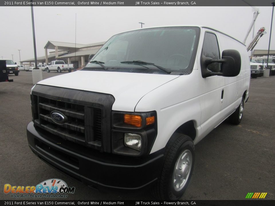 2011 Ford E Series Van E150 Commercial Oxford White / Medium Flint Photo #1