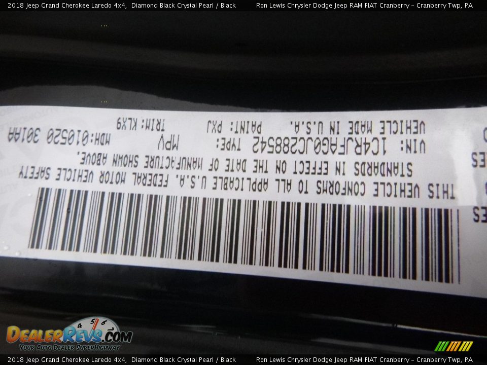 2018 Jeep Grand Cherokee Laredo 4x4 Diamond Black Crystal Pearl / Black Photo #15
