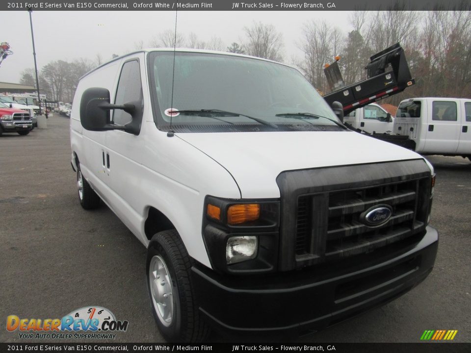 2011 Ford E Series Van E150 Commercial Oxford White / Medium Flint Photo #7