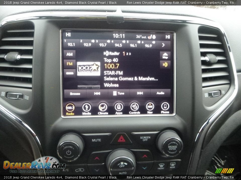 2018 Jeep Grand Cherokee Laredo 4x4 Diamond Black Crystal Pearl / Black Photo #17