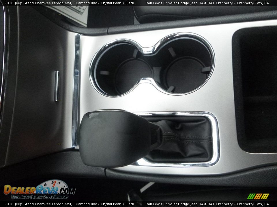 2018 Jeep Grand Cherokee Laredo 4x4 Diamond Black Crystal Pearl / Black Photo #20