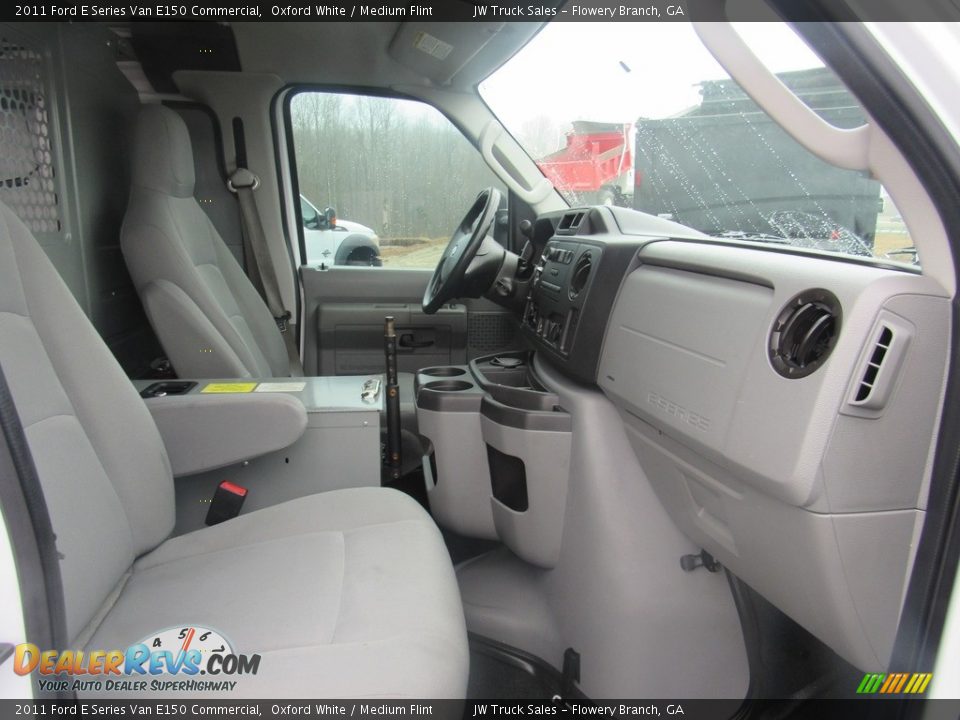 2011 Ford E Series Van E150 Commercial Oxford White / Medium Flint Photo #20