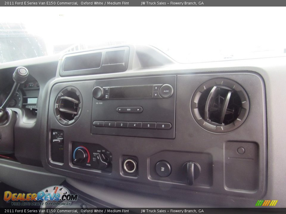 2011 Ford E Series Van E150 Commercial Oxford White / Medium Flint Photo #22
