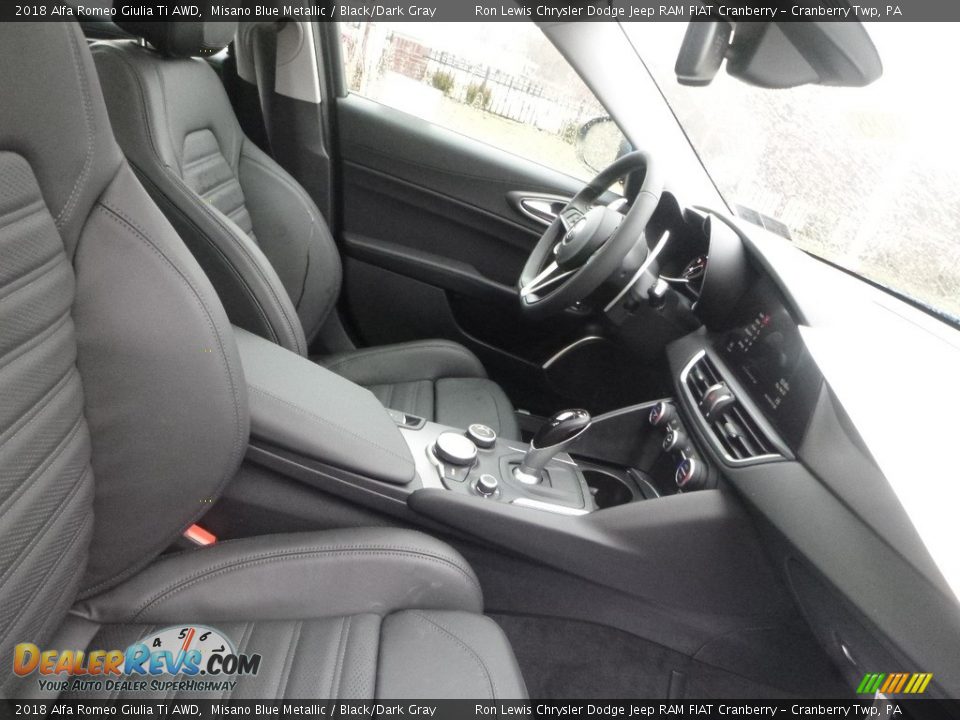 2018 Alfa Romeo Giulia Ti AWD Misano Blue Metallic / Black/Dark Gray Photo #14