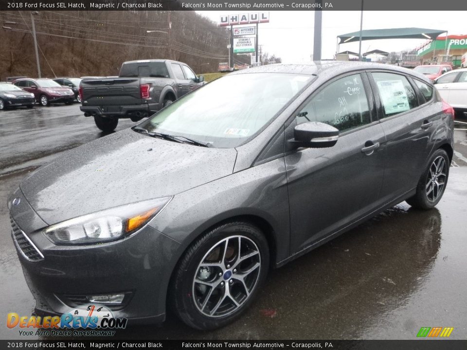 2018 Ford Focus SEL Hatch Magnetic / Charcoal Black Photo #5