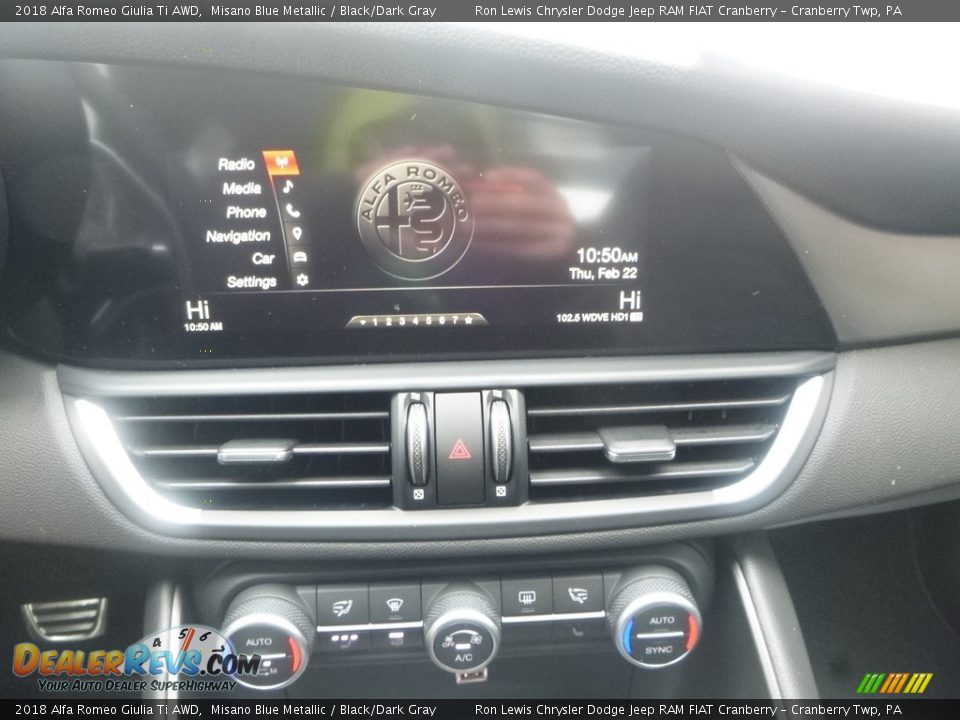 Controls of 2018 Alfa Romeo Giulia Ti AWD Photo #23