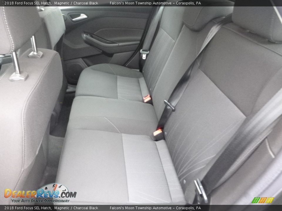 2018 Ford Focus SEL Hatch Magnetic / Charcoal Black Photo #8
