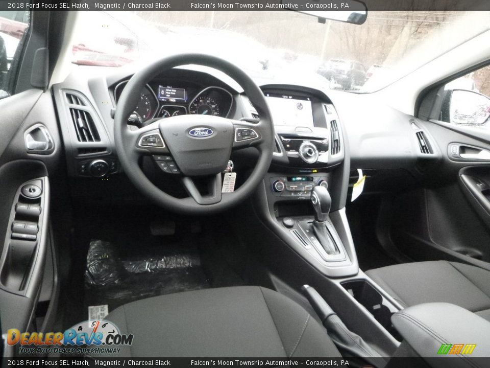 2018 Ford Focus SEL Hatch Magnetic / Charcoal Black Photo #9