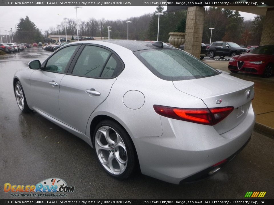 2018 Alfa Romeo Giulia Ti AWD Silverstone Gray Metallic / Black/Dark Gray Photo #4