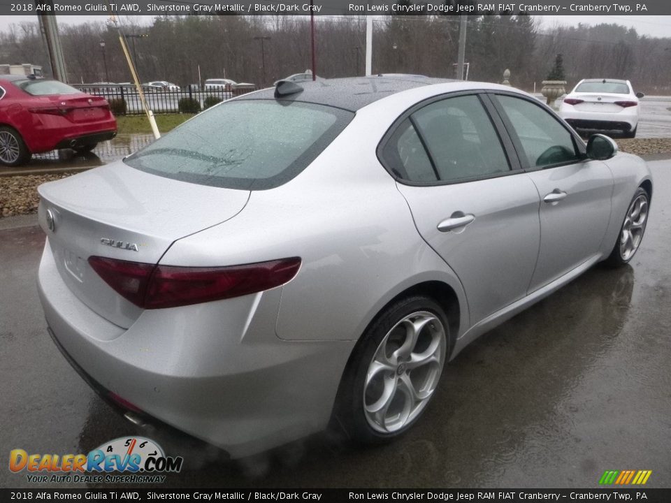 2018 Alfa Romeo Giulia Ti AWD Silverstone Gray Metallic / Black/Dark Gray Photo #7