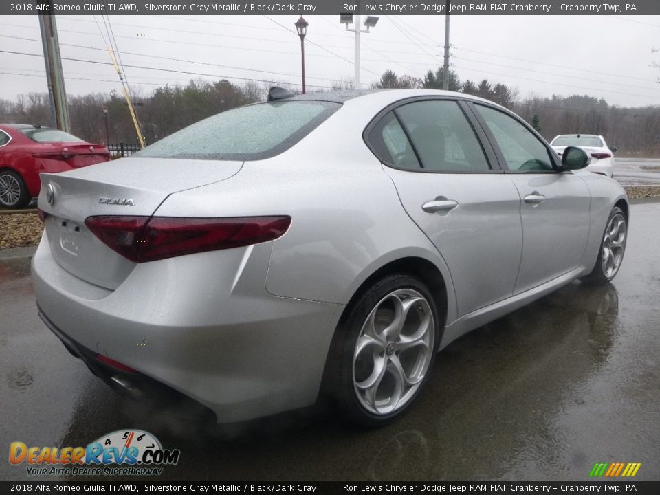 2018 Alfa Romeo Giulia Ti AWD Silverstone Gray Metallic / Black/Dark Gray Photo #8